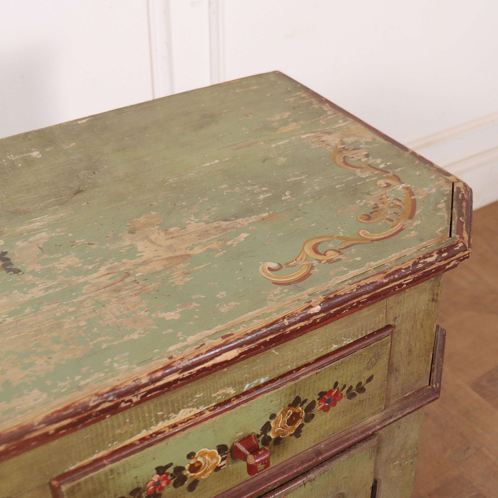 photo furniture Original Painted Scandinavian Buffet