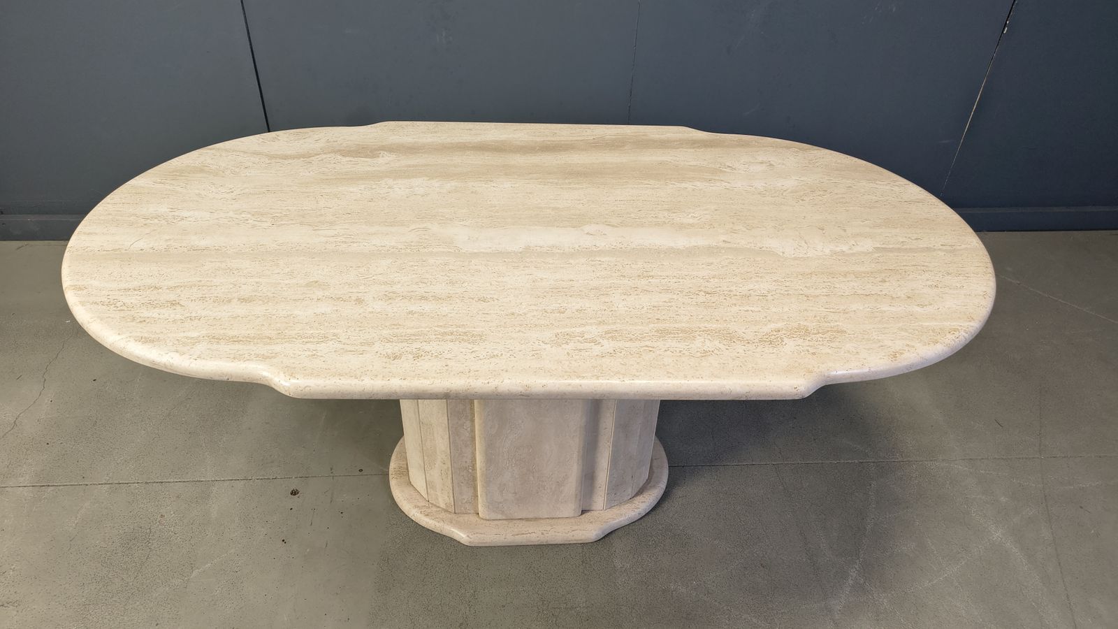 photo furniture Vintage Oval Travertine Dining Table, 1970s
