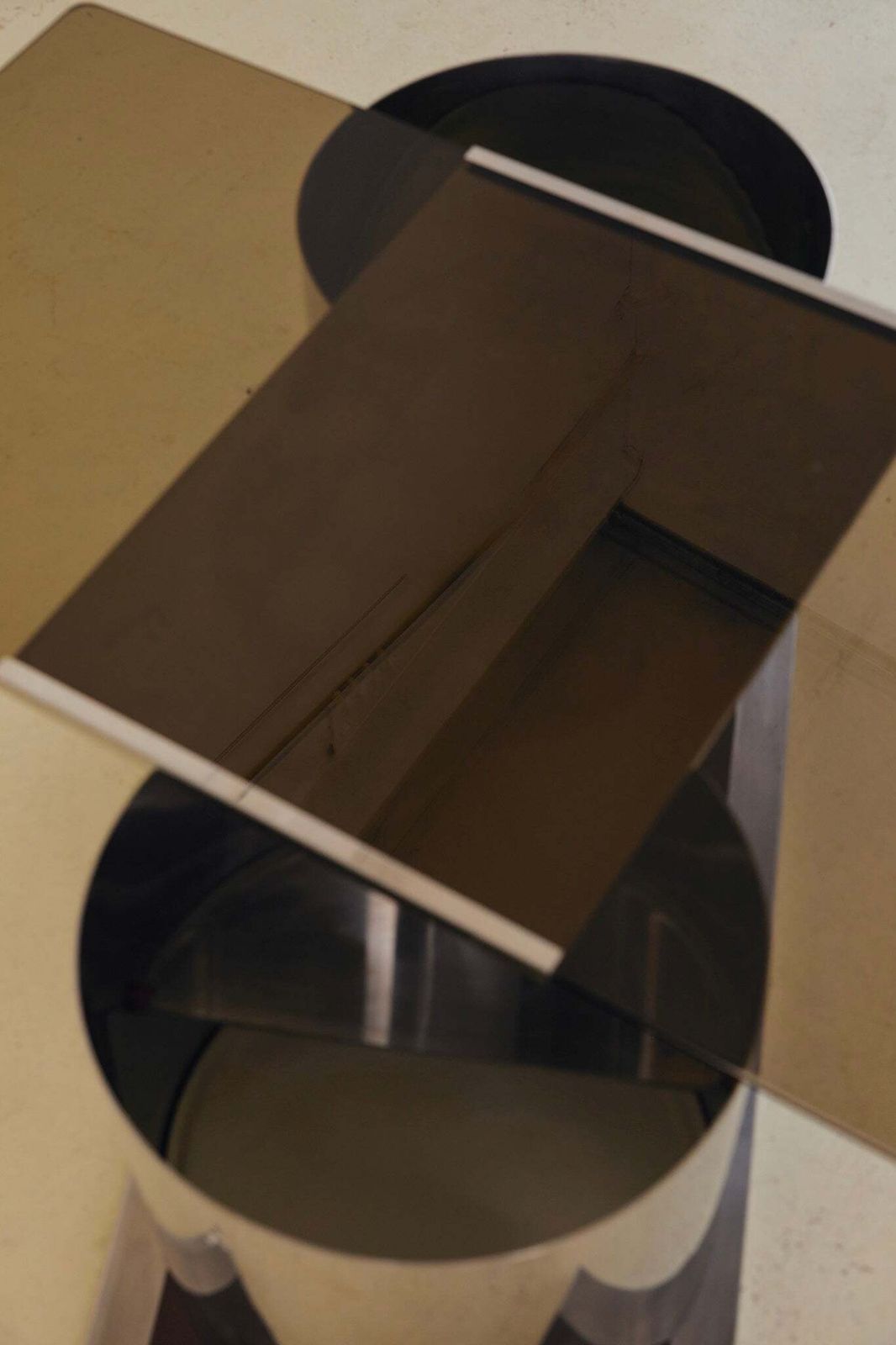 photo furniture Chrome And Glass Coffee Table Forming Bar By Lodovico Acerbis