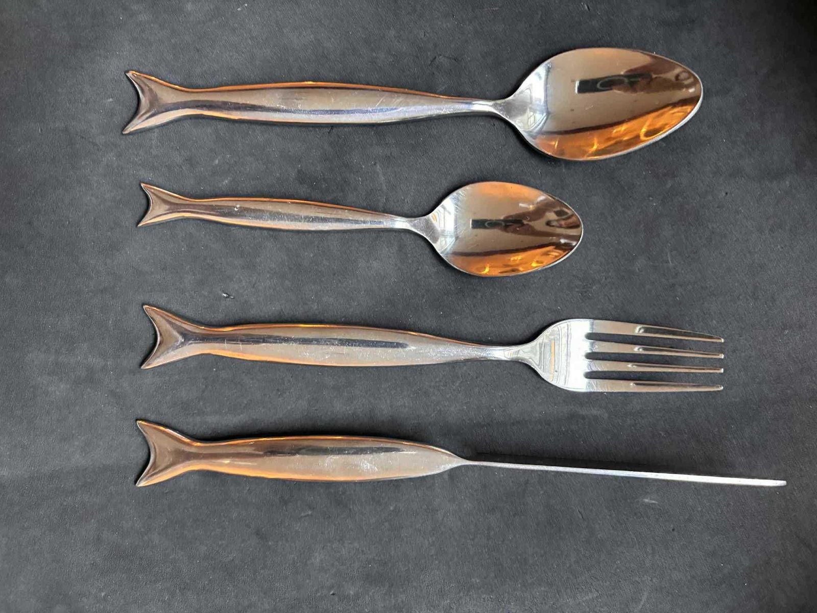 photo furniture French Fish Tail Flatware Set: Stainless Steel Cutlery, Modern Decor (24 Piece)