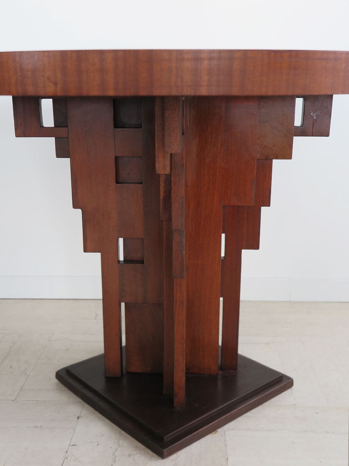 photo vinterior Couple Of  Burl Wood Tables Or Gueridon Art Decò With Sculptural Legs, Italy 1930s