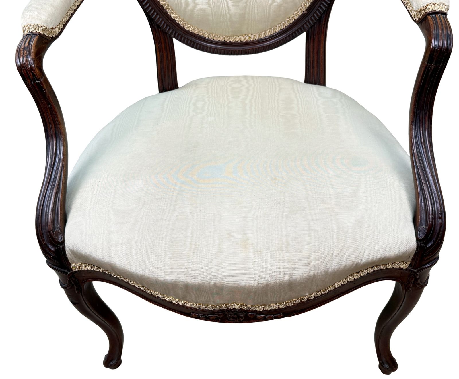 Georgian 18th Century English Hepplewhite Mahogany Salon Chair (England, Circa 1780) photo furniture