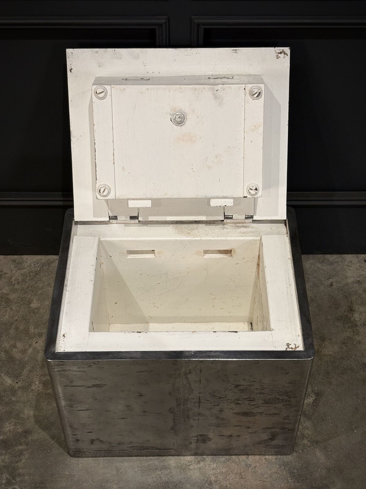 Victorian Polished Cast Iron Safe By Samuel Withers & Co C.1860 photo buy