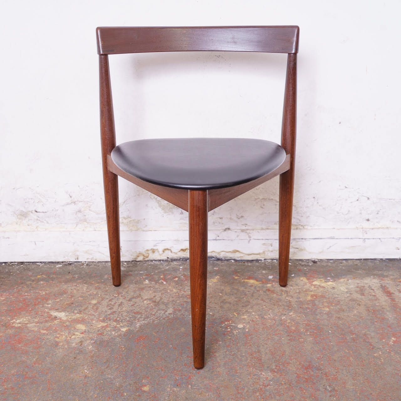 Danish Mid Century Roundette Dining Table & 4 Chairs By Hans Olsen For Frem Rojle photo 3000.0
