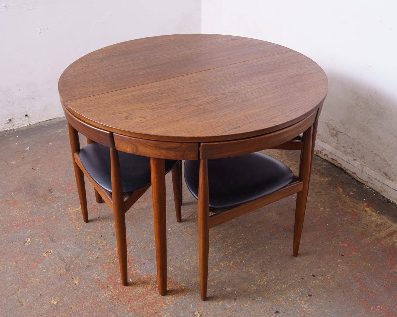 photo buy Danish Mid Century Roundette Dining Table & 4 Chairs By Hans Olsen For Frem Rojle