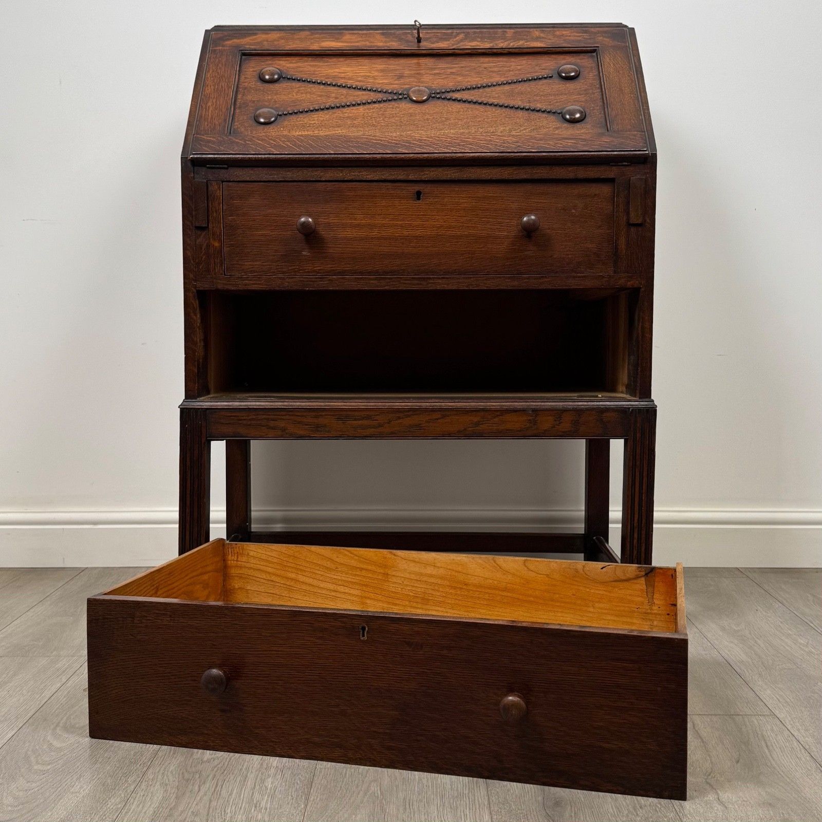 425.0 Antique 20th Century Jacobean Style Bureau In Oak ( Af 5913 ) photo