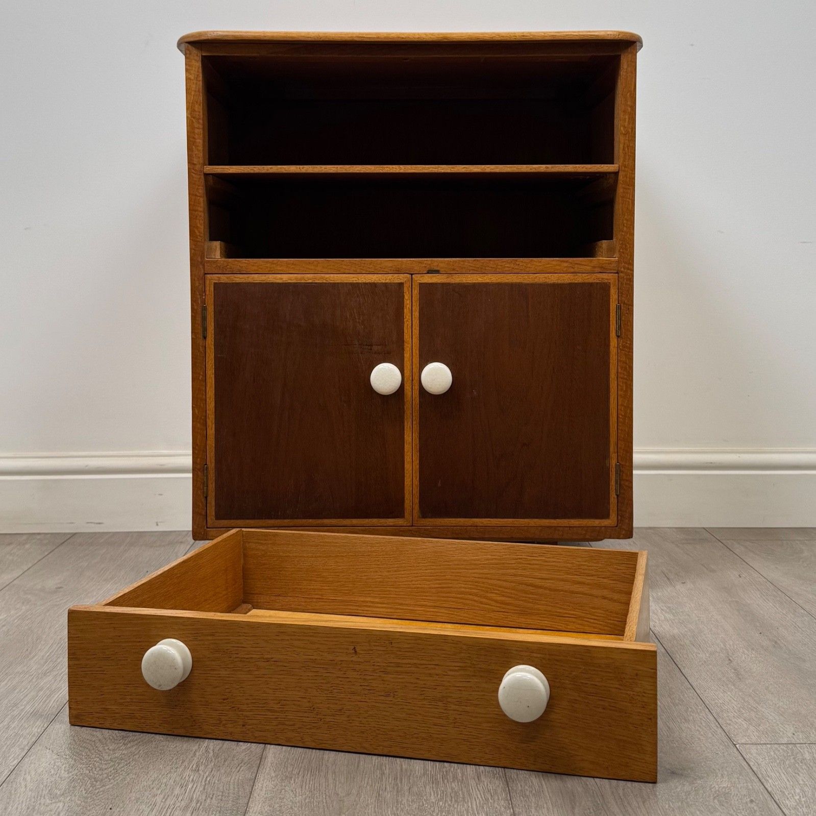Furniture Vintage 20th Century Small Good Quality Cupboard In Oak ( Af 5872 ) photo