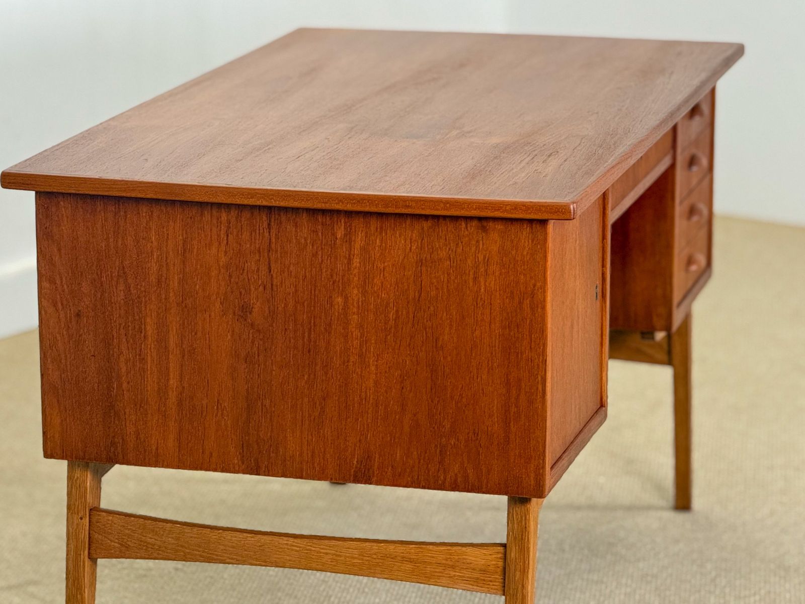 Svend å. Madsen Mid Century Danish Teak Desk, Denmark, 1960s photo vinterior