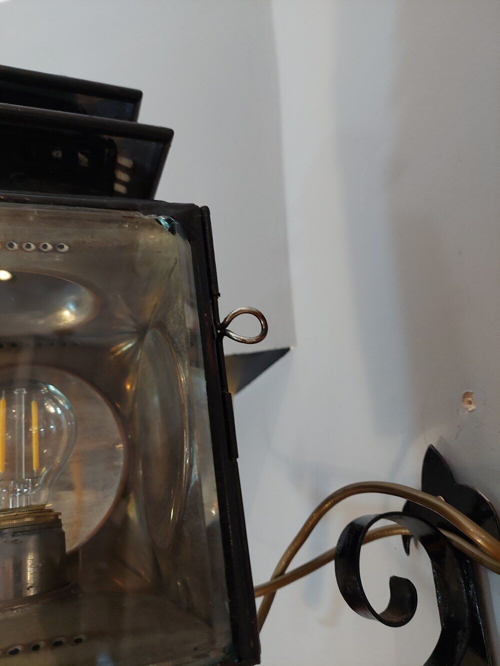 Brass And Cast Iron Coach/Carriage Lamp photo furniture