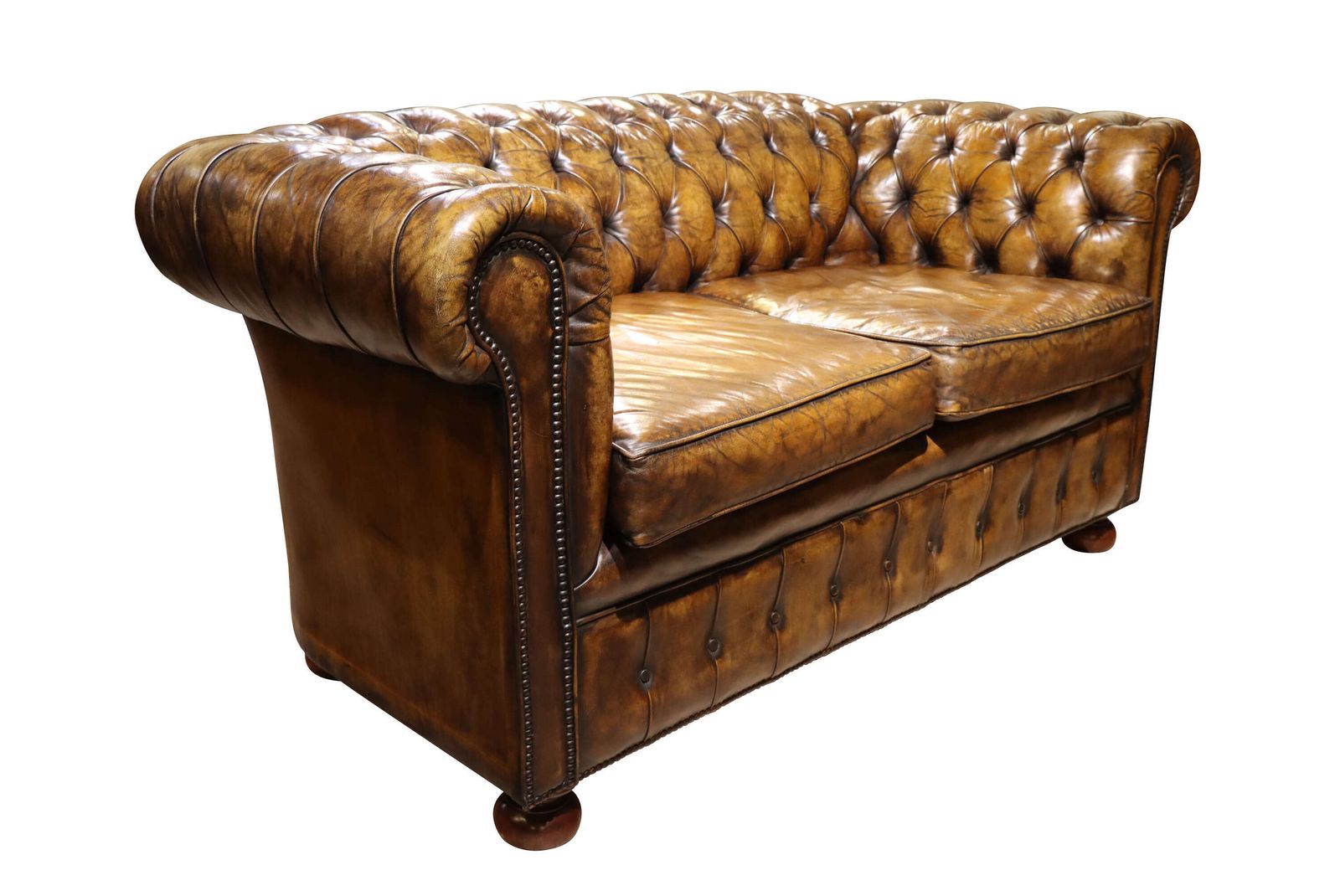Good Quality Two Seater Leather Chesterfield photo furniture