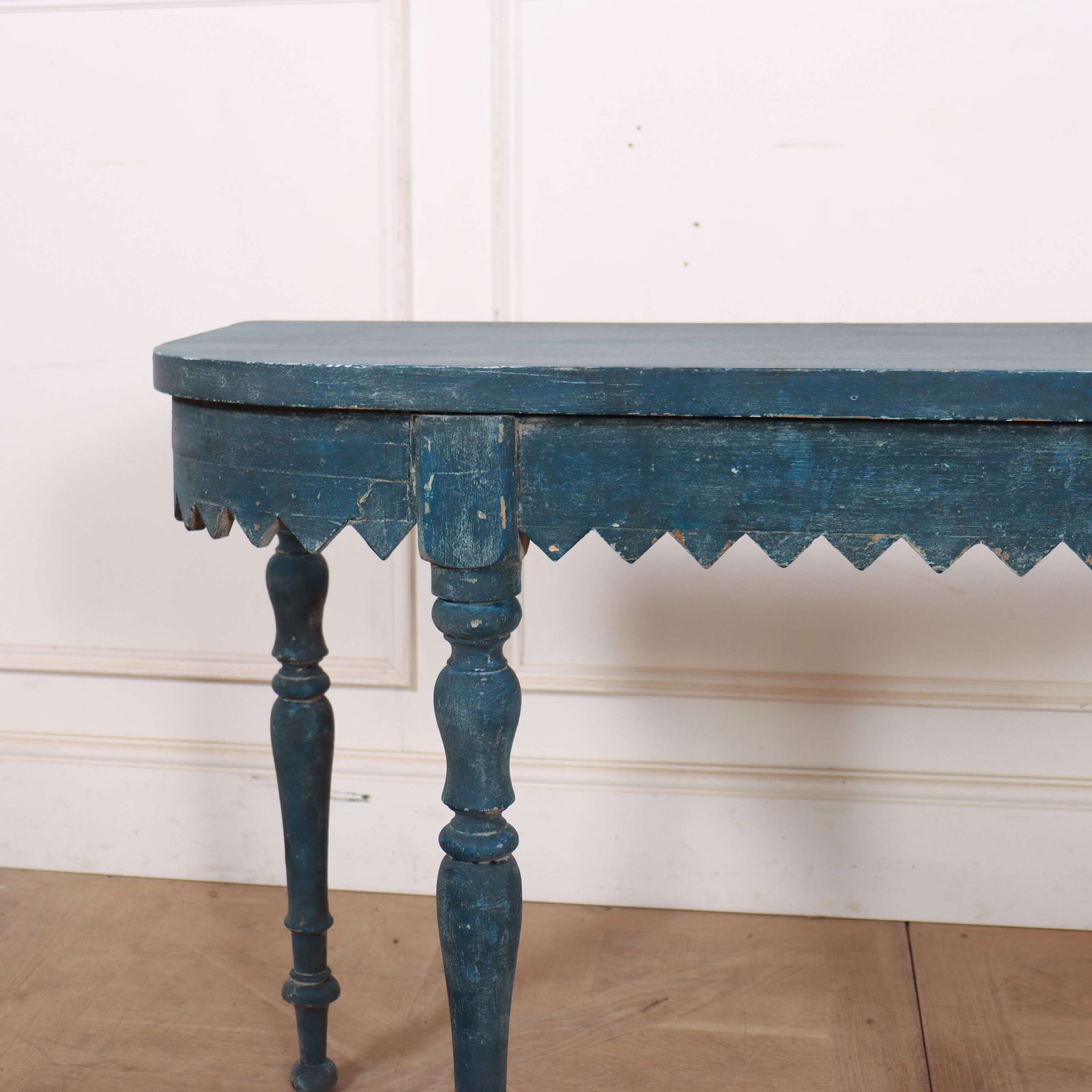 Small English Bow End Console Table photo furniture