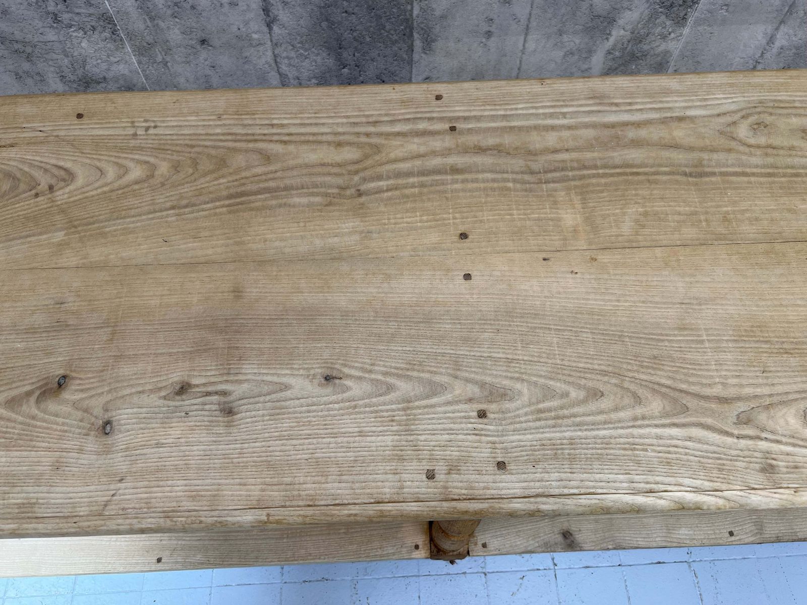 photo furniture 250.5cm Oak Drapers Table / Kitchen Island