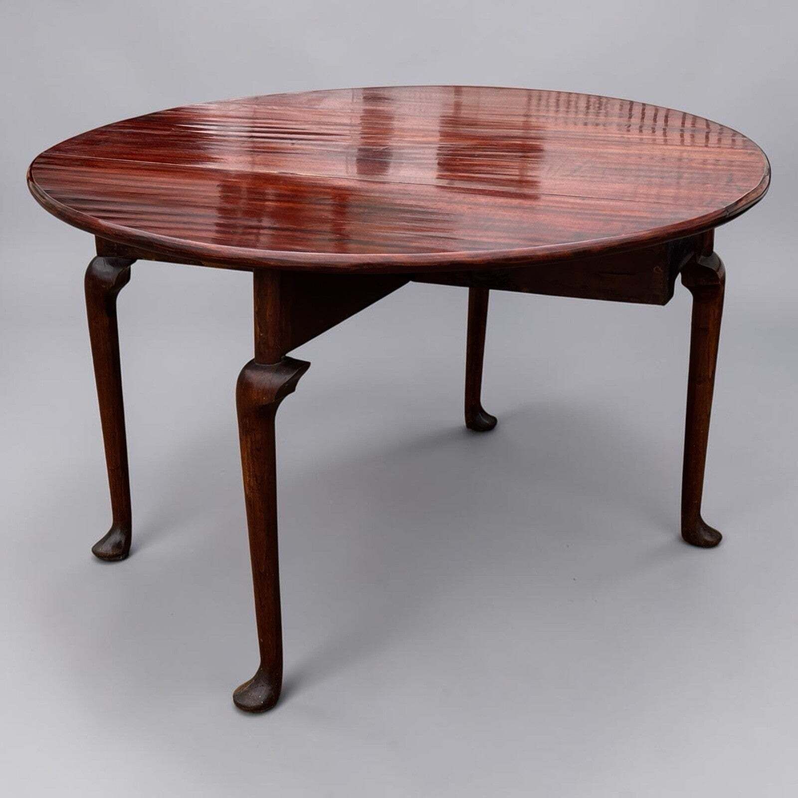 Georgian Mahogany Drop Leaf Dining Table.