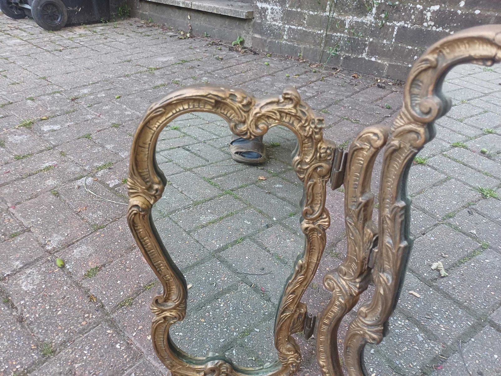 Vintage Atsonia Cherub Triple Dressing Table Mirror Ornate Gold Rococo Vanity Mirror Fine Quality And Weight photo vinterior