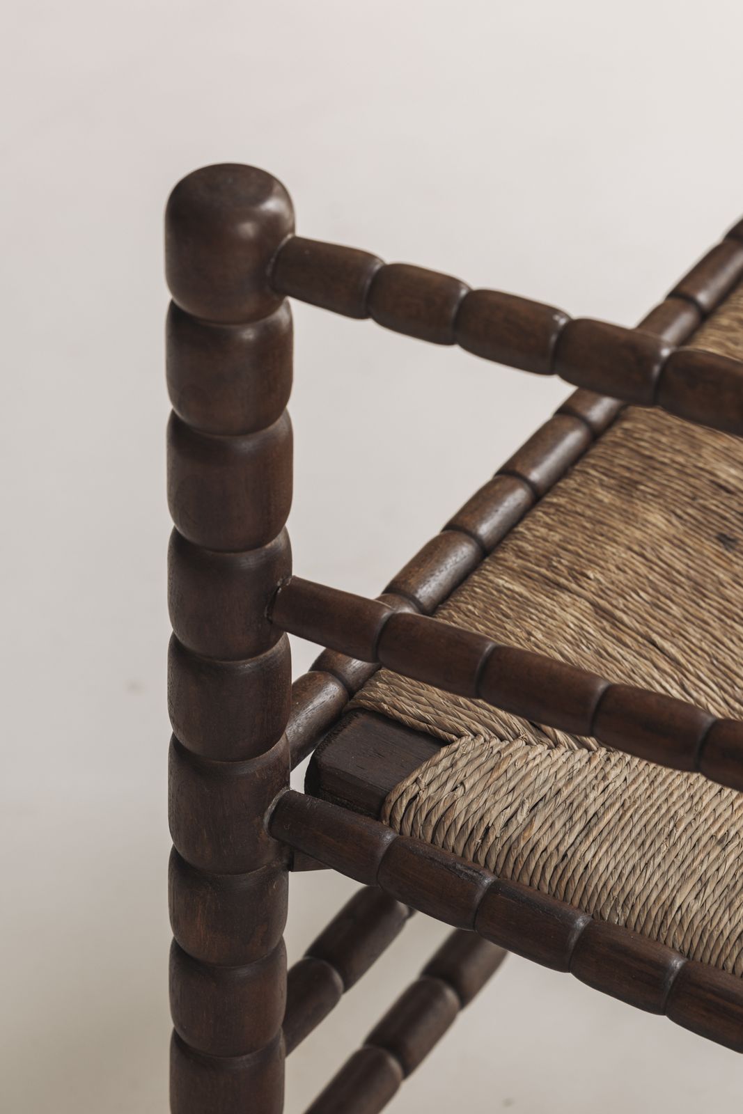 photo vinterior Sculpturale Franse 'Bobbin' fauteuils, ca. jaren 1950