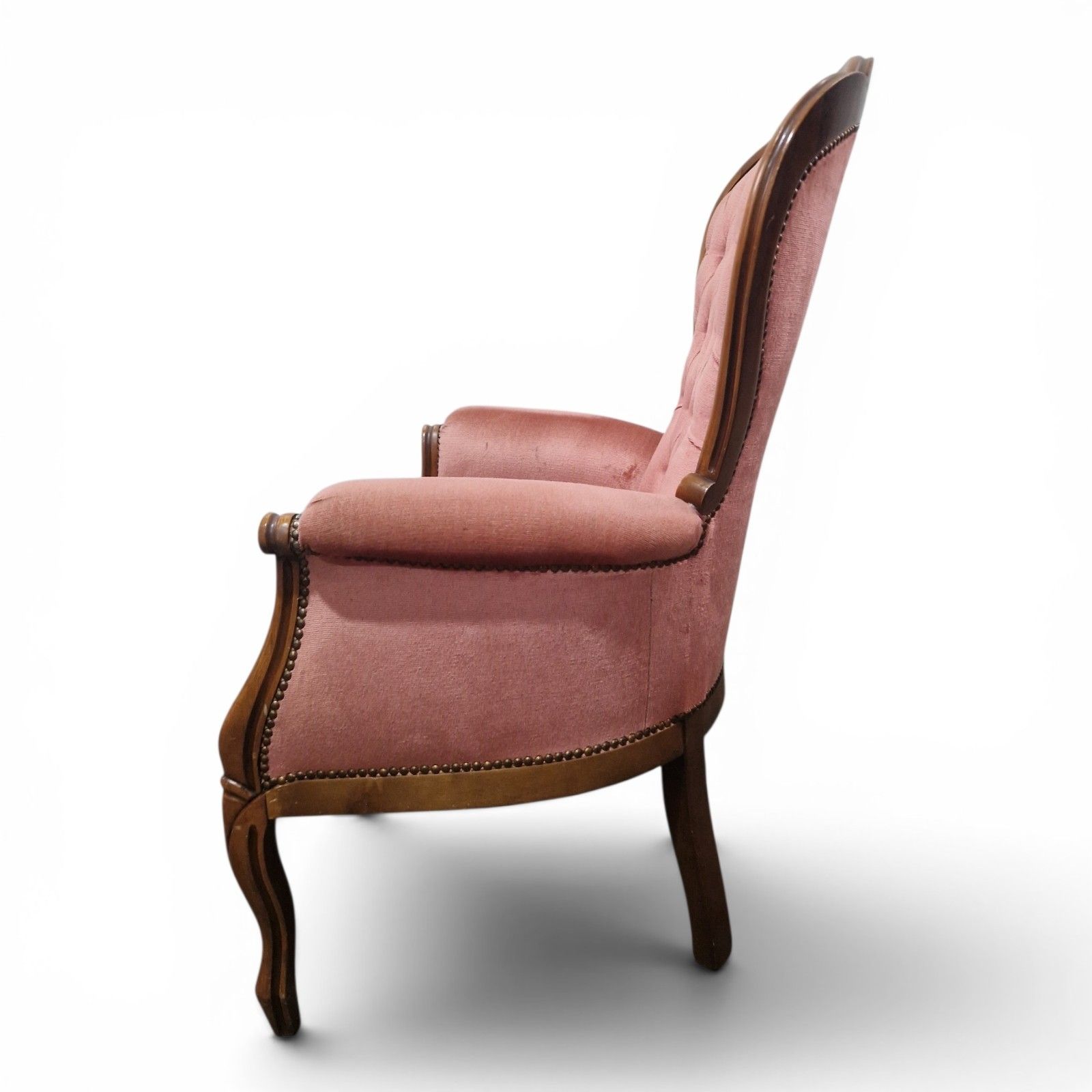 150.0 Victorian Style Button Back Tub Chair Pink Bedroom Accent Armchair photo