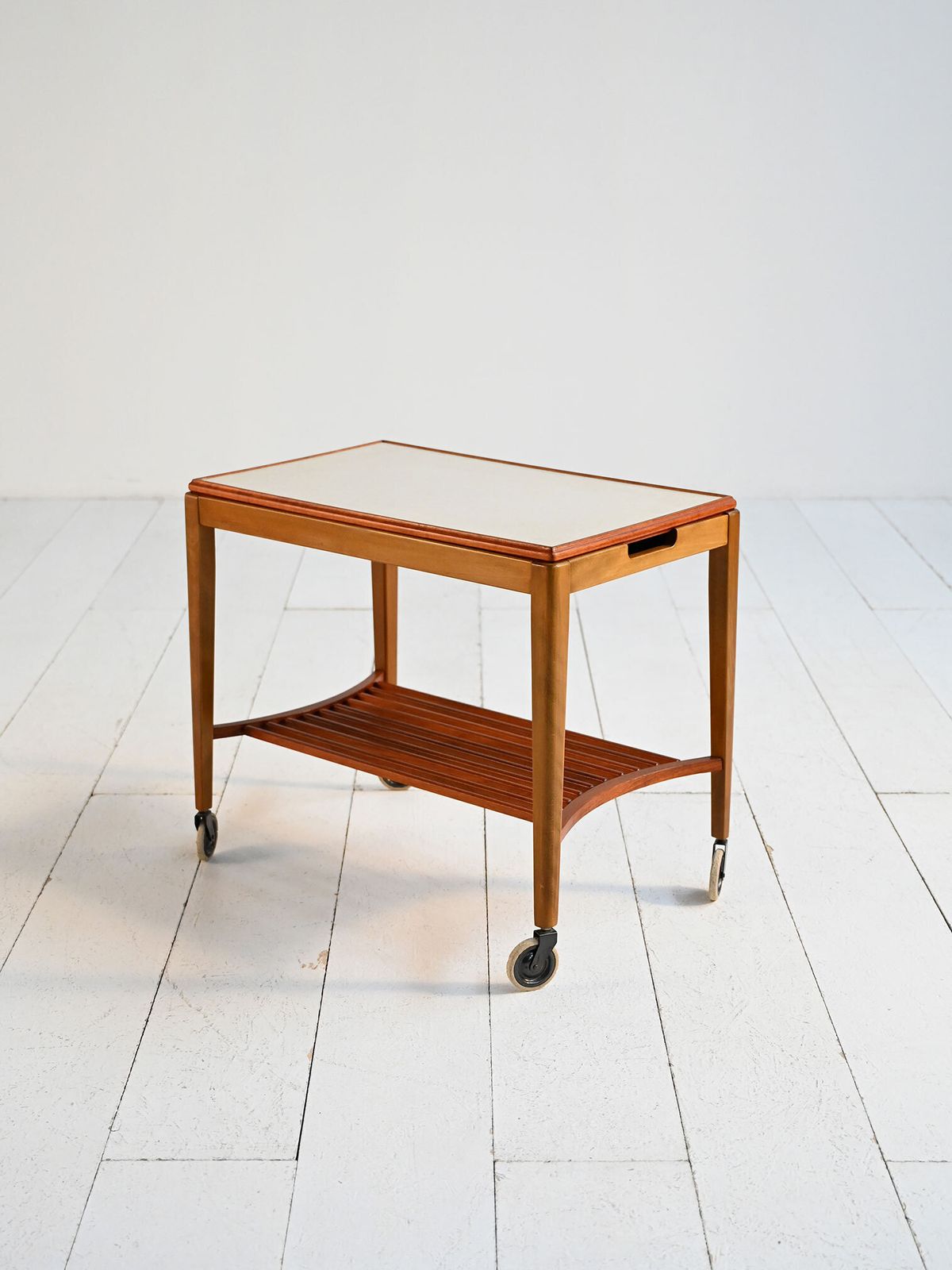 Mid Century Noord Europese Serveerwagen In Teak En Berk, Jaren 1950–1960 photo 650.0