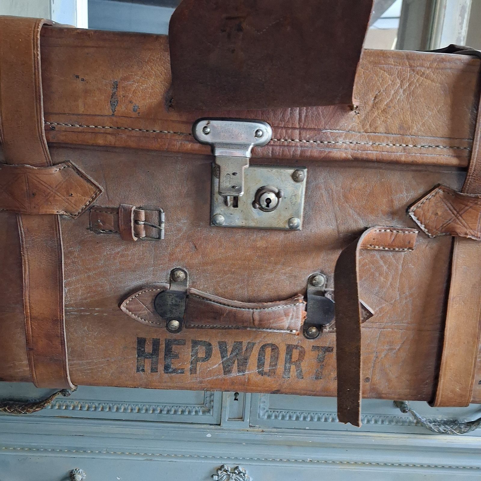 Huge Vintage Brown Leather Trunk Suitcase photo vinterior