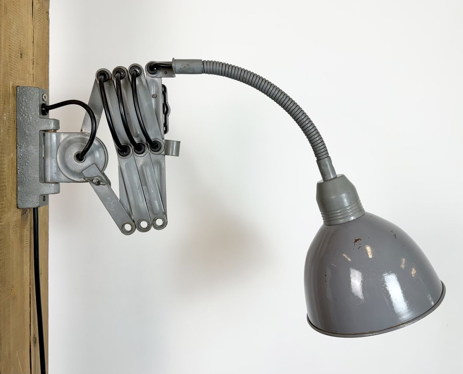 269.0 Grey Industrial Gooseneck Scissor Wall Lamp From Elektroinstala, 1960s photo