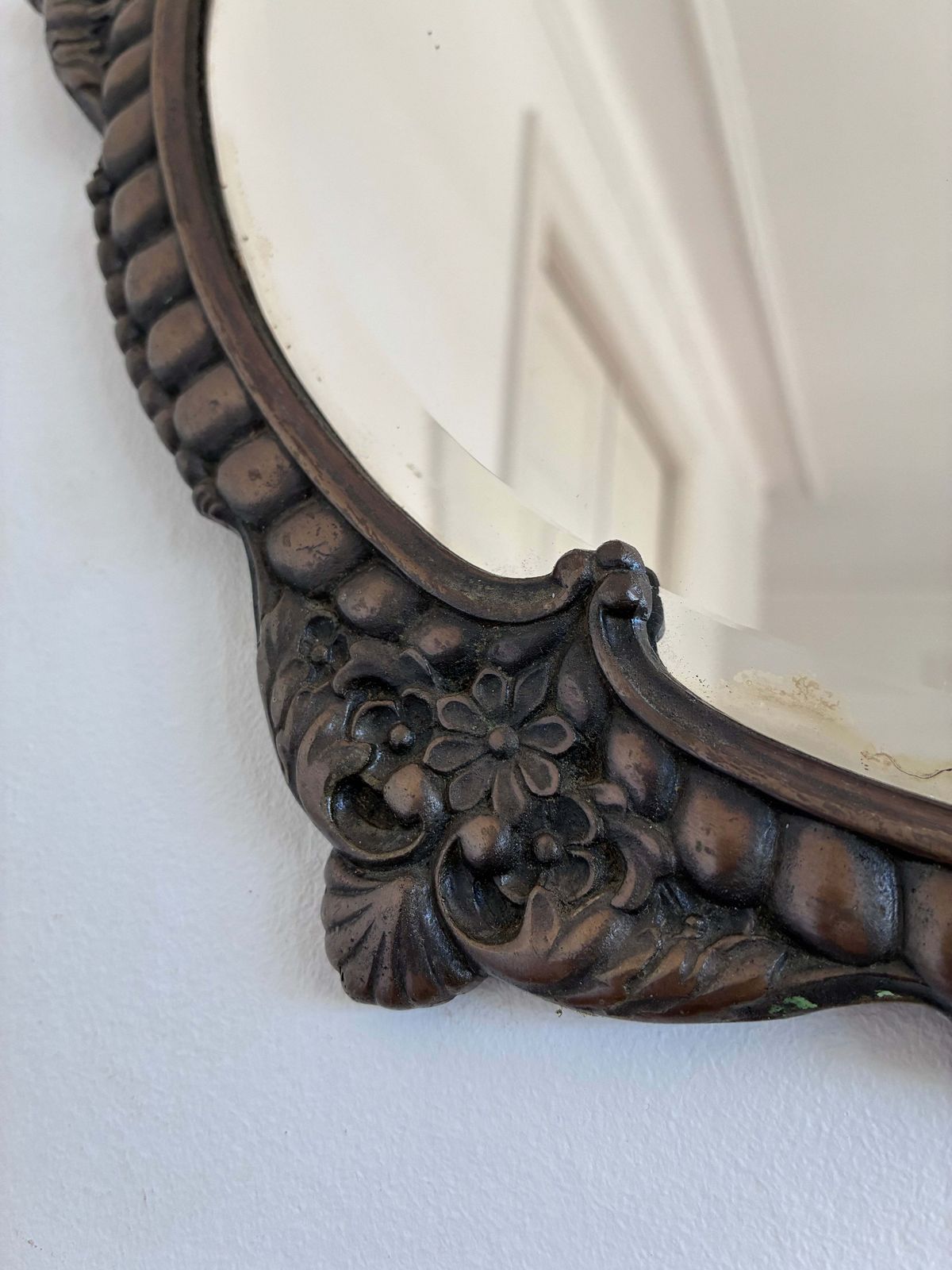 Vintage Italiaanse Baroque Revival ronde wandspiegel photo furniture