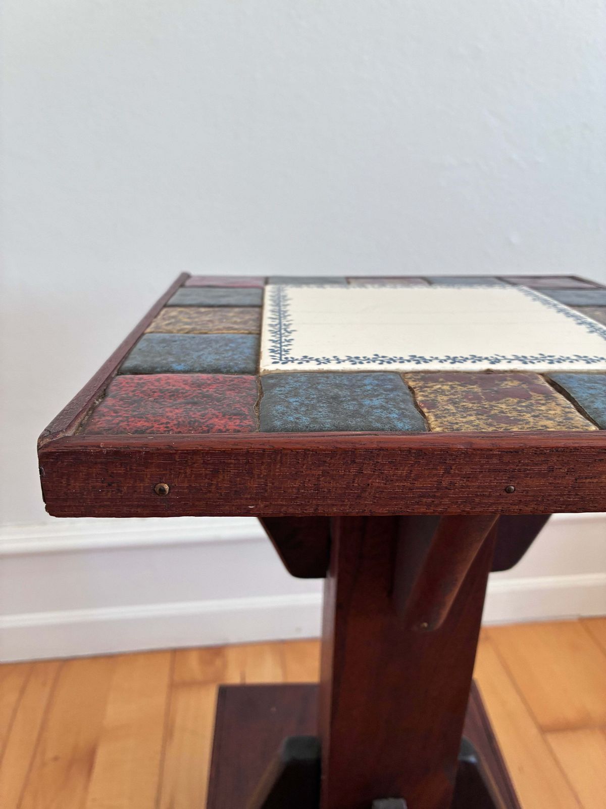 Vintage Arts And Crafts Tile Top Side Table / Plant Stand photo 413.0