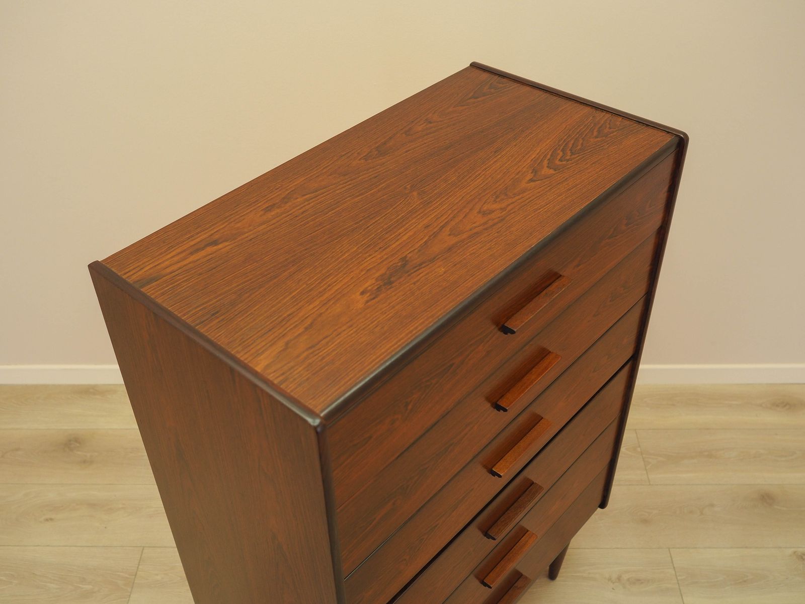 Ladekast met palissanderfineer, Deens design, jaren 1970, gemaakt in Denemarken photo vinterior