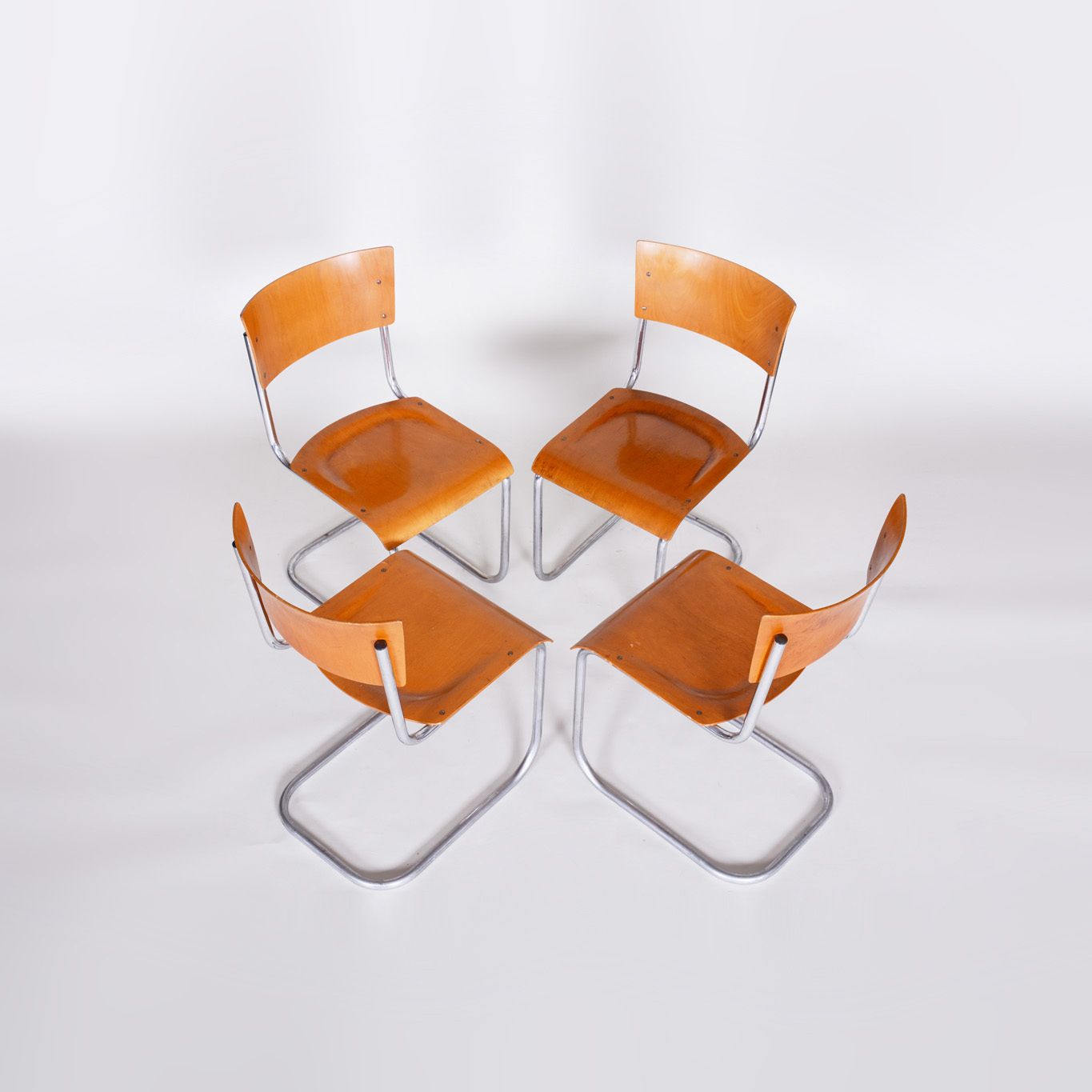 Set Of Czech Beech Bauhaus Chairs By Robert Slezak, Four Pieces, Chrome, 1920s photo 1800.0