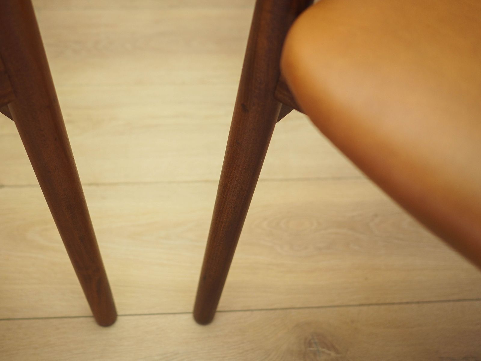 photo vintage Set van zes teakhouten stoelen, Deens design, jaren 1970, gemaakt in Denemarken