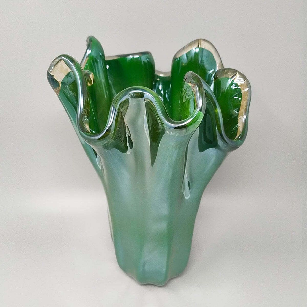 "Fazzoletto" vaas van Murano-glas door Dogi, jaren 1970. Made In Italy photo Woonaccessoires