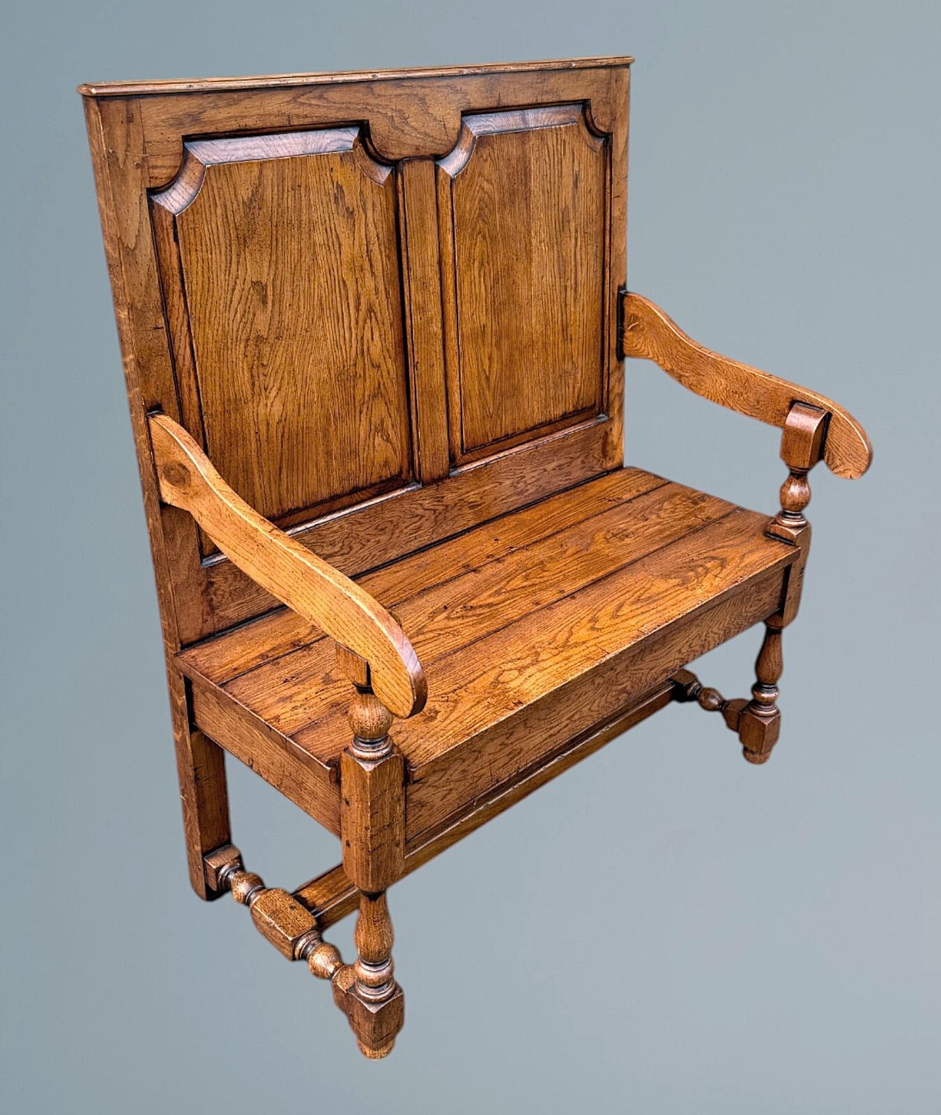 Oak Settle / Oak Hall Seat / Oak Hall Bench photo furniture