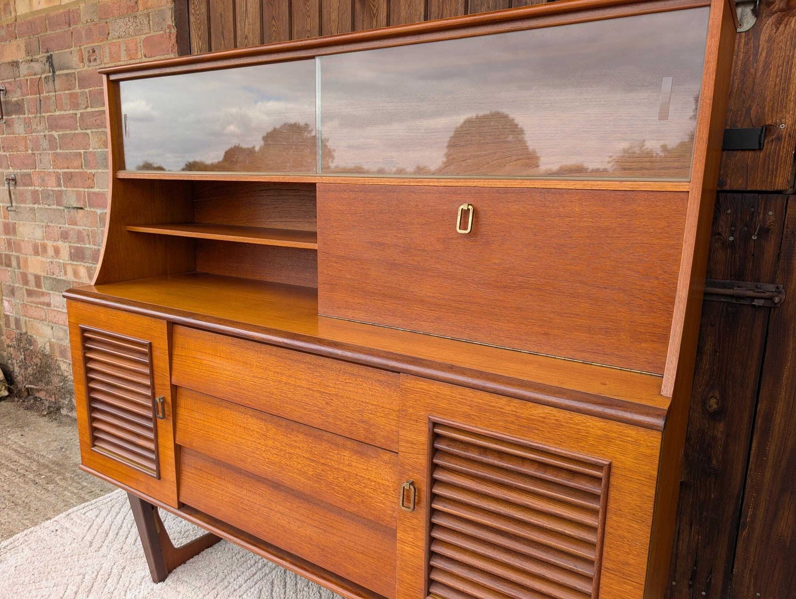 Mid Century Retro 1970's Teak Louvred Highboard/Cabinet photo buy