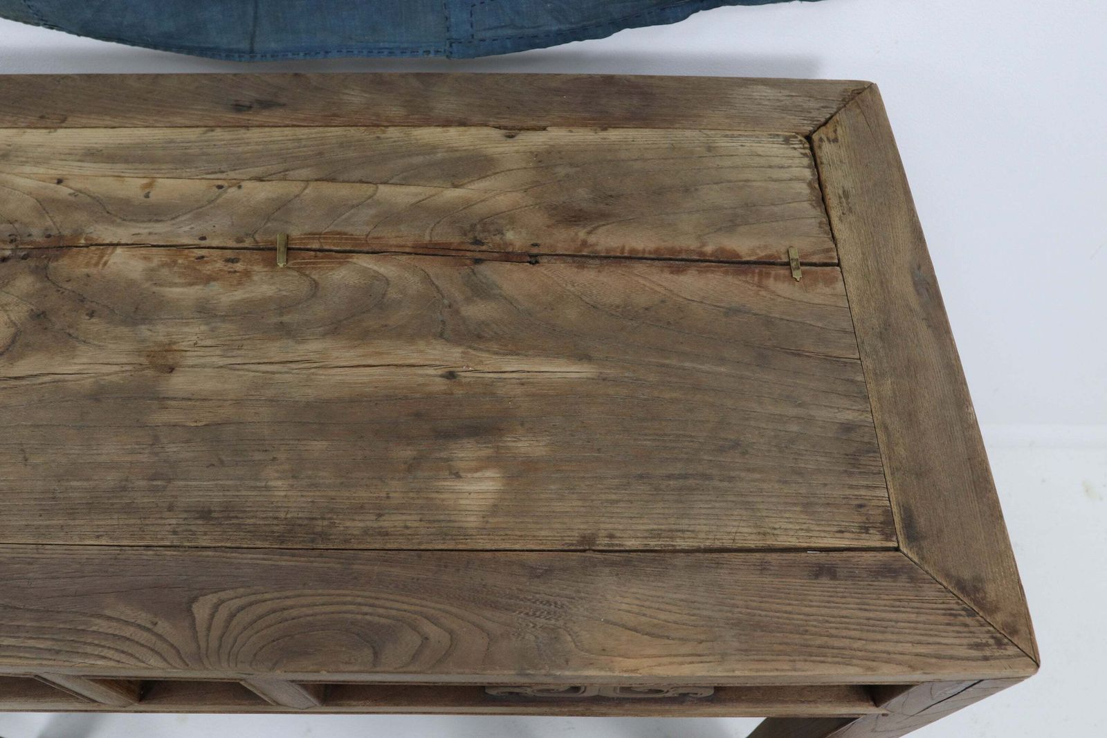 450.0 Chinese Qing Dynasty Elm Alter Table With Brass Staples photo
