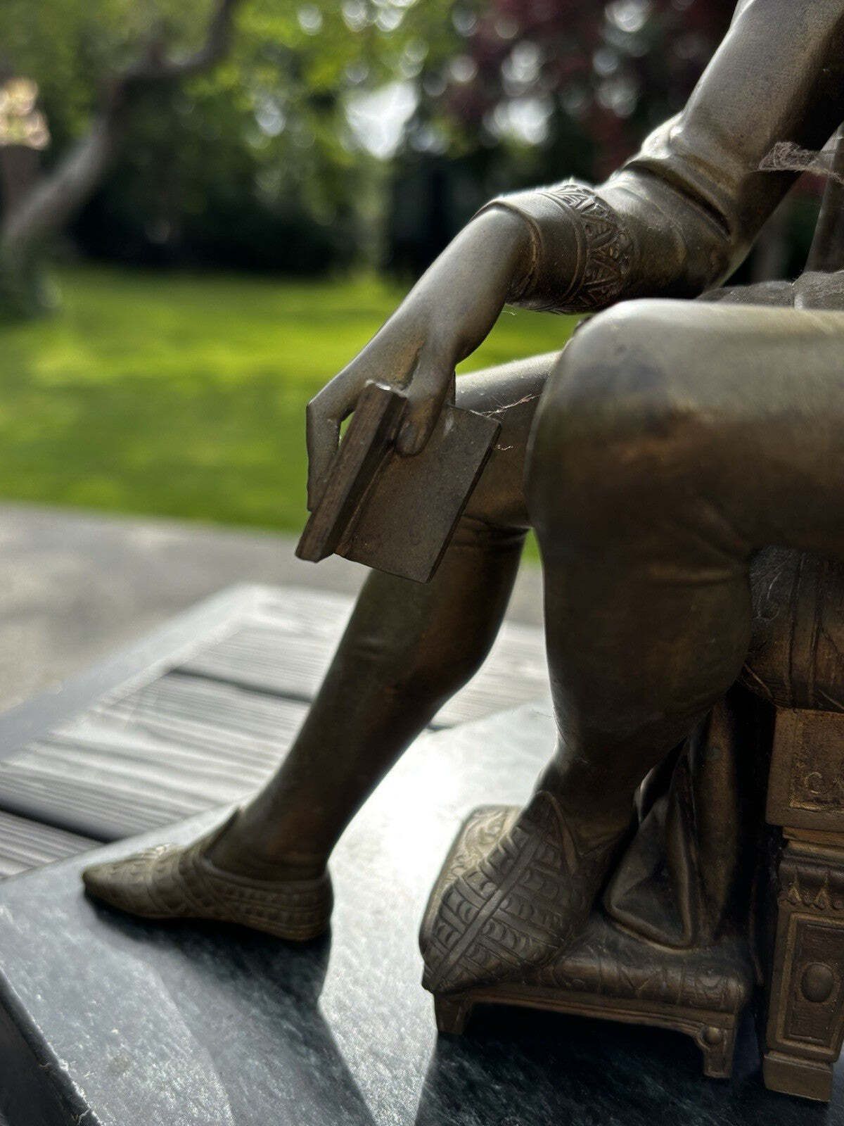 Victorian Gilt Bronze Figure Of William Shakespeare On Green Marble Base. photo vinterior