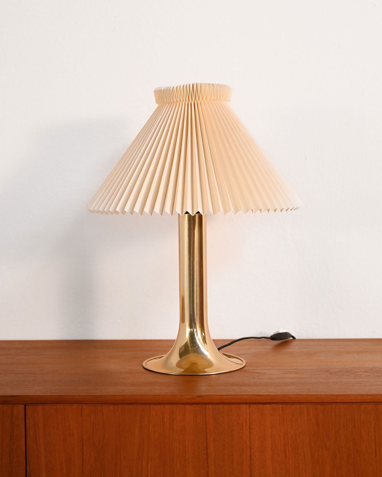 Hemi Lamp jaren 1960 photo furniture