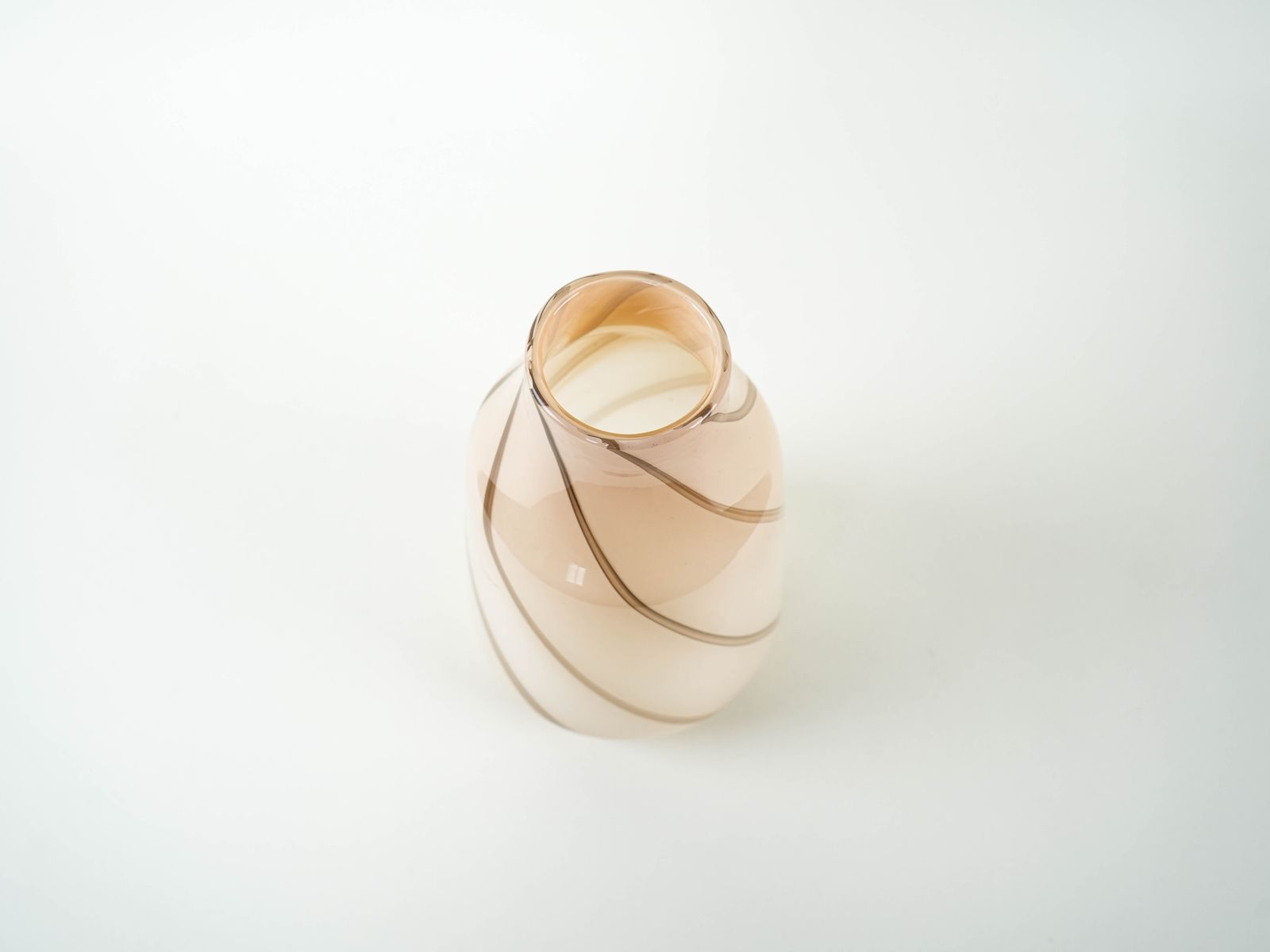 Beige glazen vaas, Deens design, jaren 1970, Made In Denmark photo 379.0