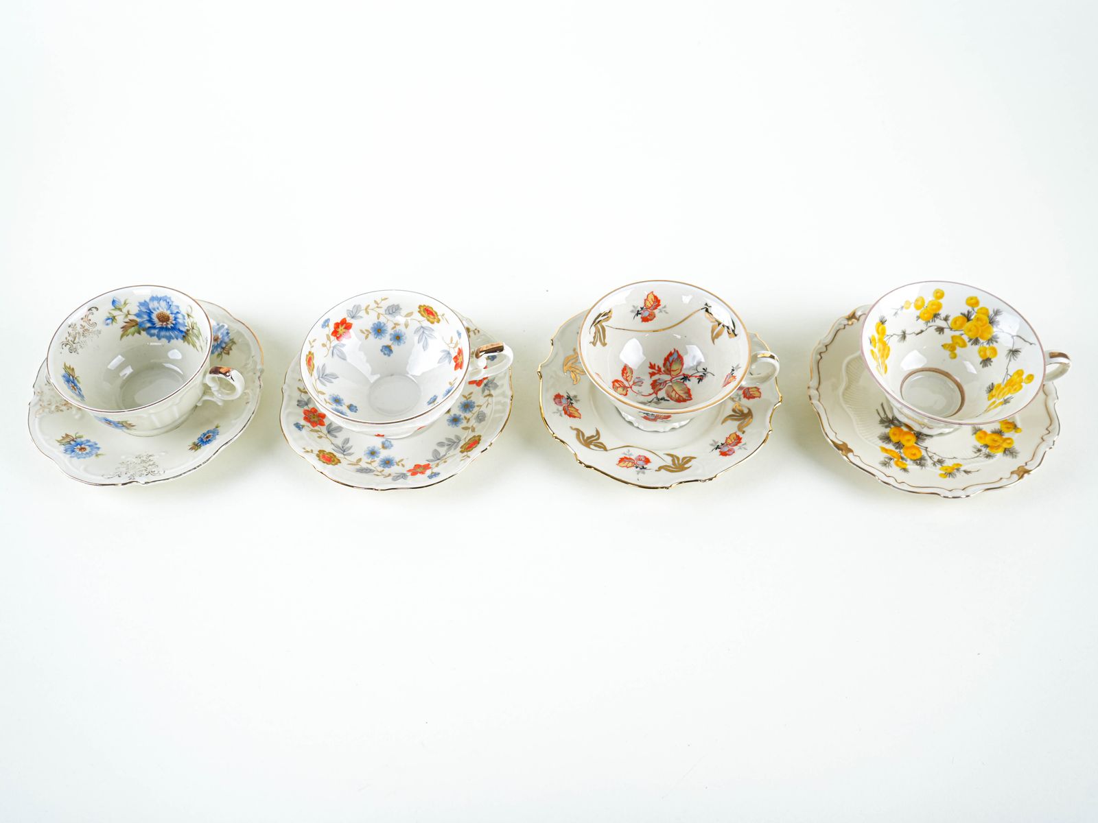 Service de tasses en porcelaine, design allemand, XXe siècle, fabriqué en Allemagne photo furniture