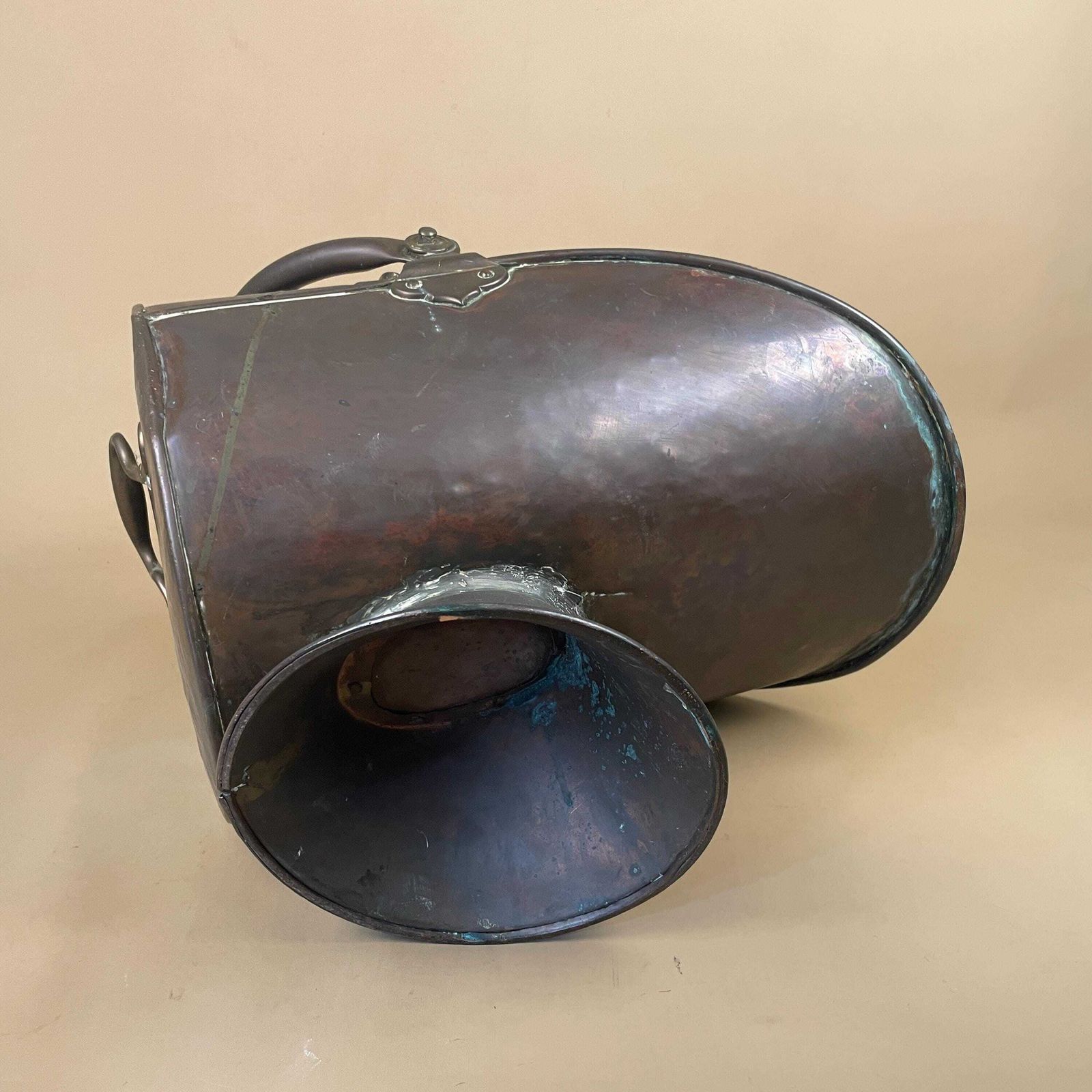 Antique English Metal Copper Coal Bucket Handle Fireside Fire Side Scuttle Copper Helmet Farmhouse Cottage Vintage Fireplace photo buy