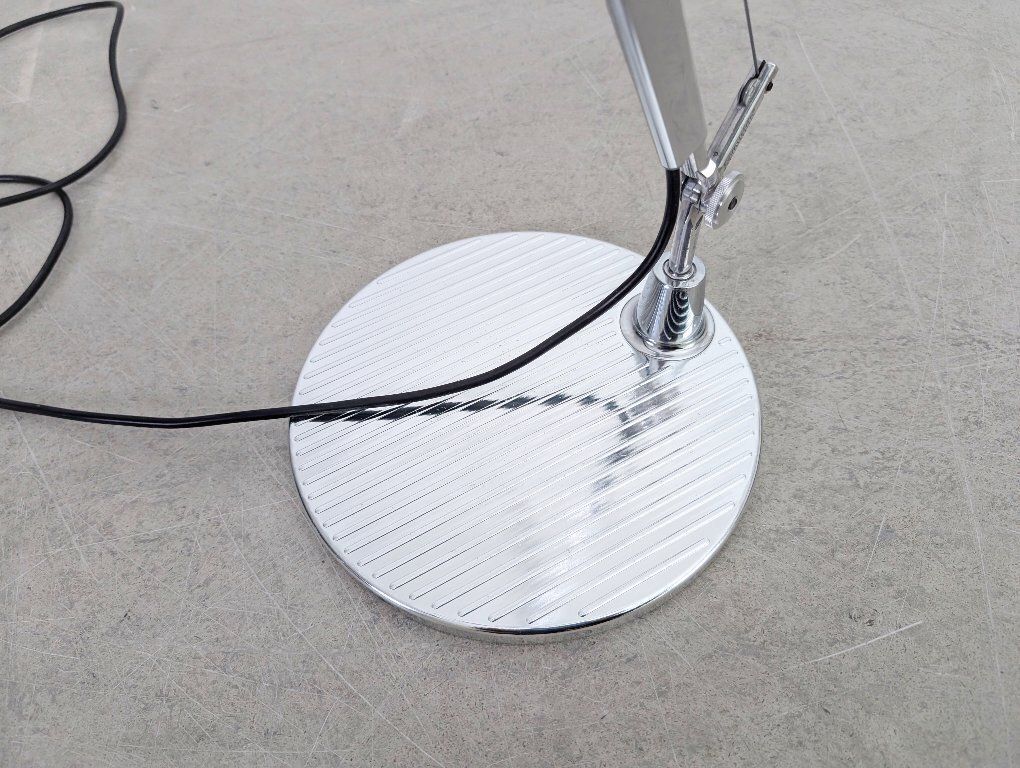 10x Artemide Tolomeo Tafellamp – Designklassieker photo vinterior