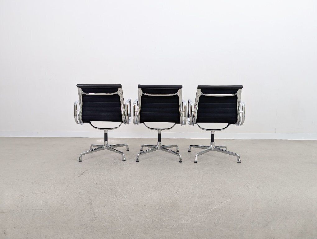 Vitra Charles And Ray Eames Stoel Ea 108 Leer Zwart – Set Van 3 photo vinterior