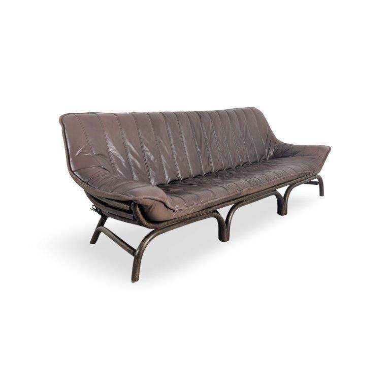 Italiaanse Mid-Century bank – bamboe design, bruin leer photo for sale
