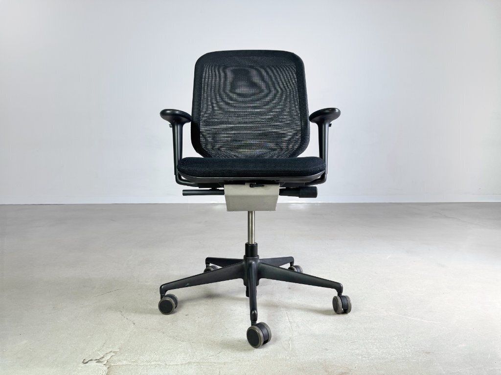 photo furniture 10x Vitra Medapal Office Chair With Armrests Executive Chair Designer Chair