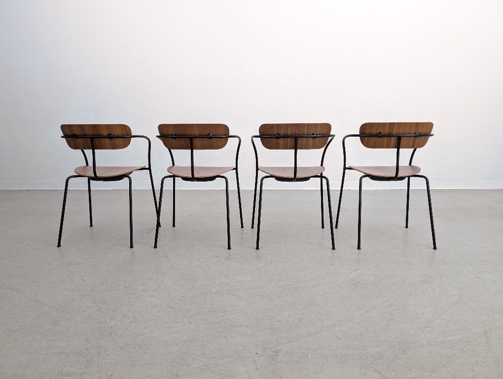Lot de 4 fauteuils &Tradition Pavilion AV2, par Frost Produkt photo vinterior