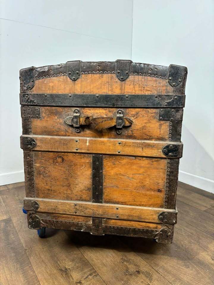 Victorian Domed Steamer Trunk, 1800s photo vintage