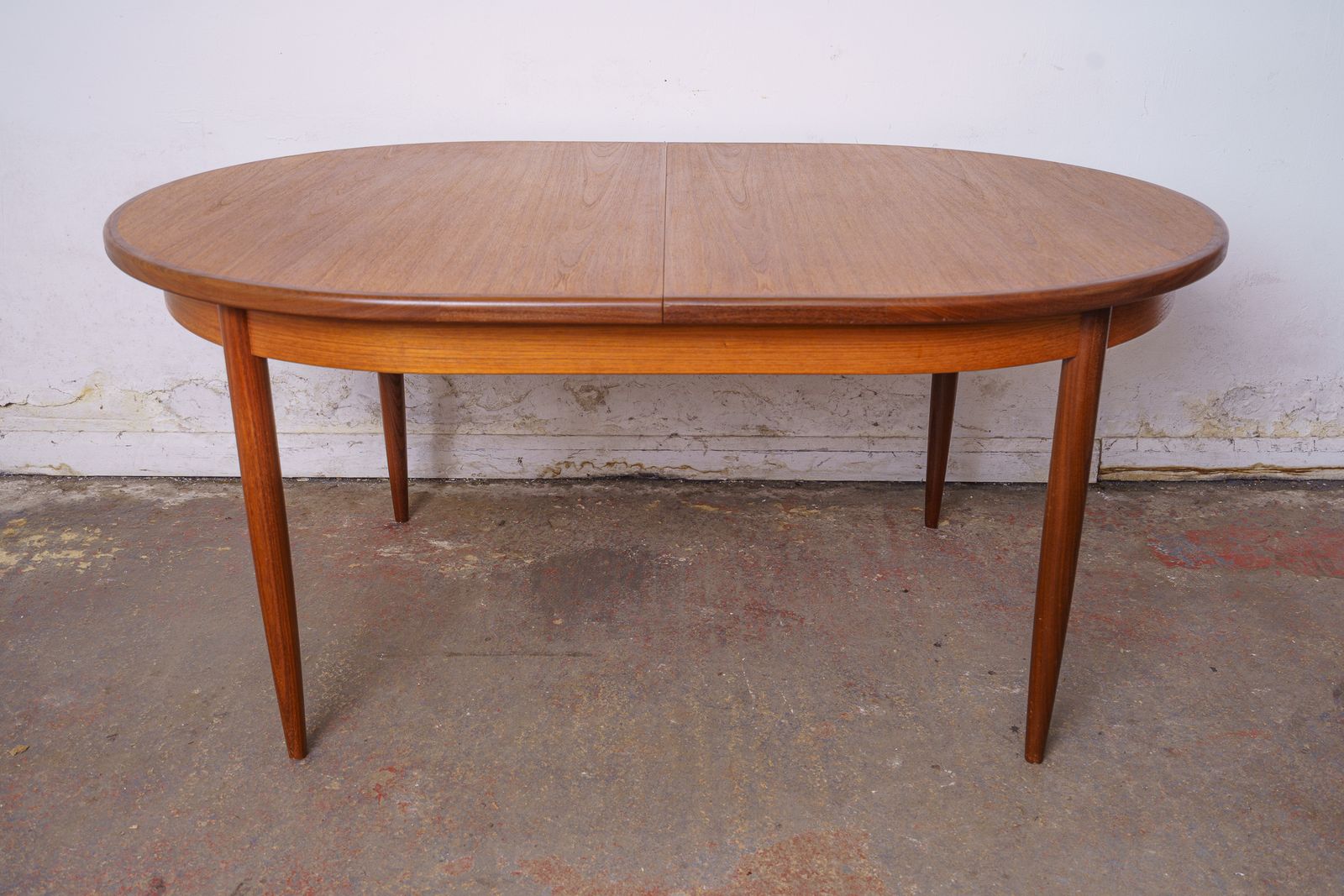 photo furniture G Plan Mid Century Teak Extending Dining Table