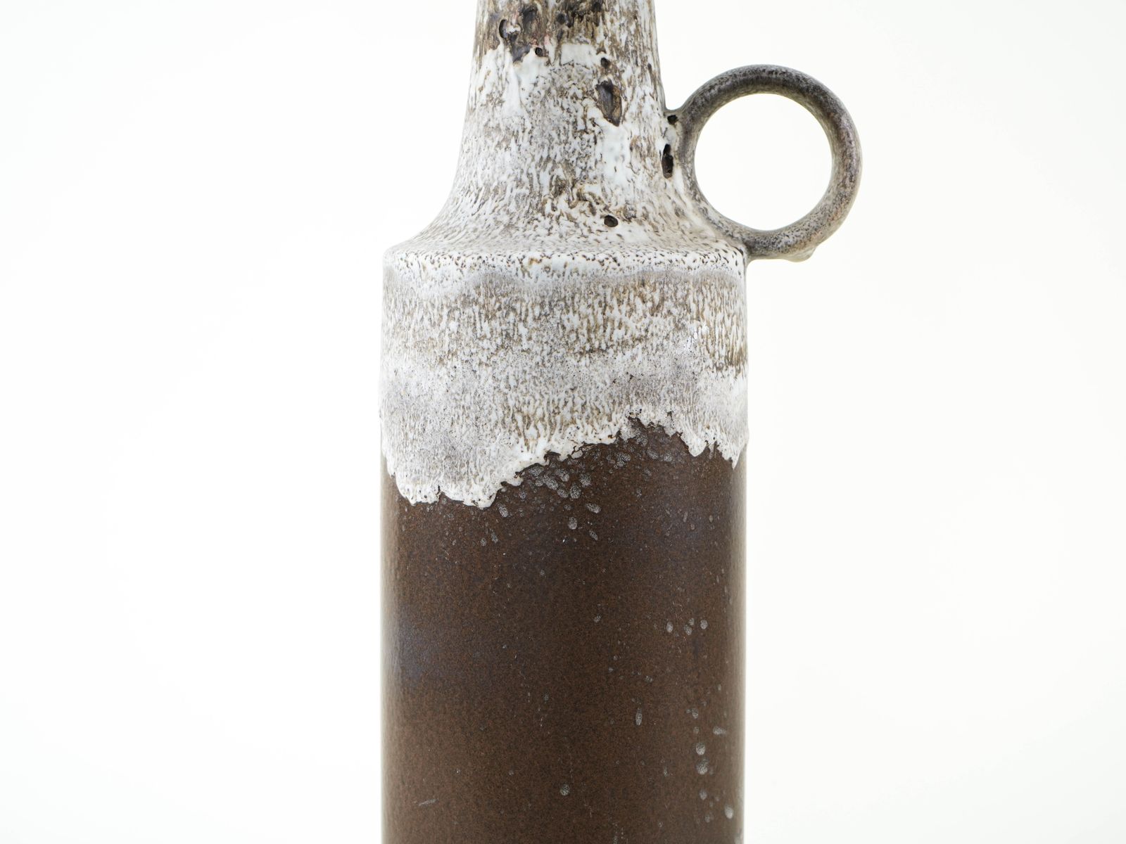 Keramische vaas met hengsel, Duits design, ca. jaren 1960, gemaakt in West-Duitsland photo Woonaccessoires