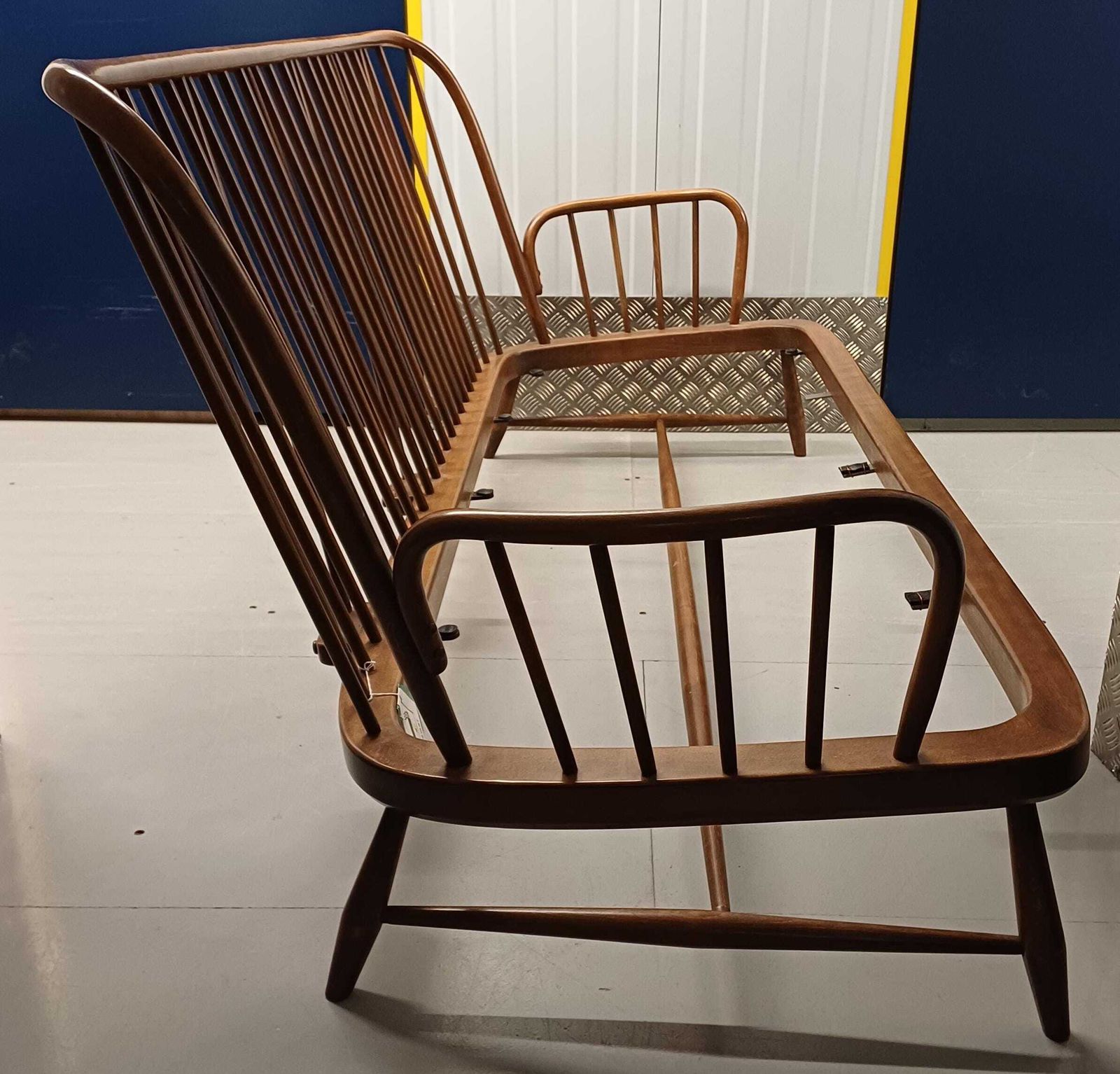 Ercol 952/3 Salisbury (Jubilee) 3 Seat Sofa / Settee Golden Dawn   Free Delivery Within 50 Miles, Further "At Cost" photo vintage