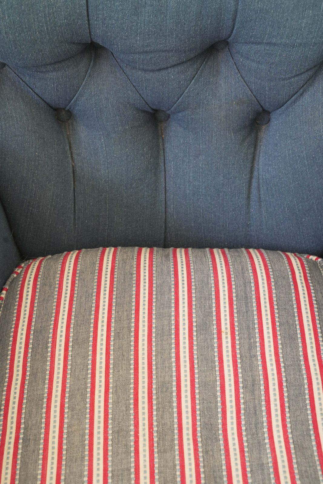 Woodstock Style Armchair, 1910s photo vinterior
