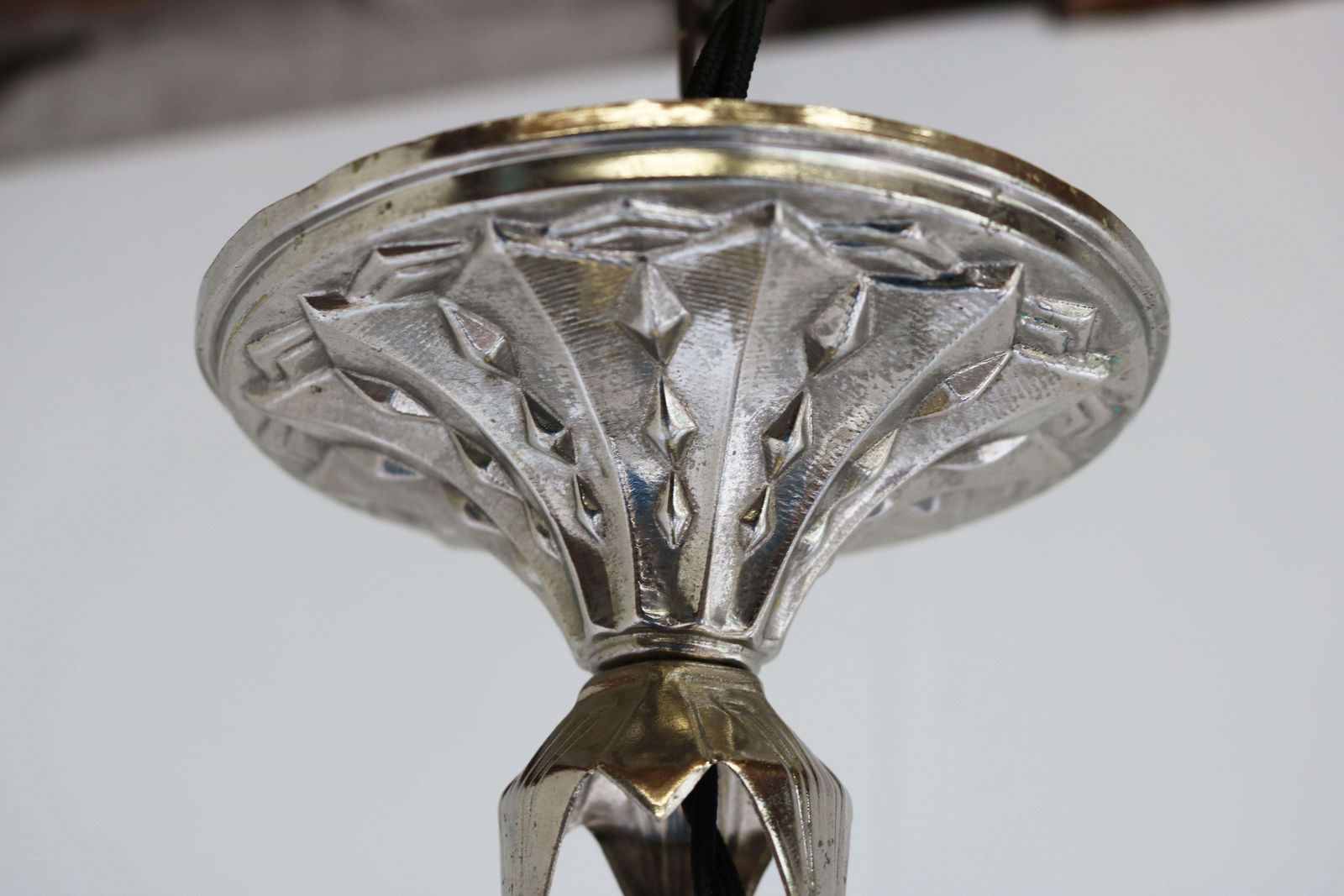 Lustre Art déco d'époque, verre blanc, par David Gueron Degue photo vinterior