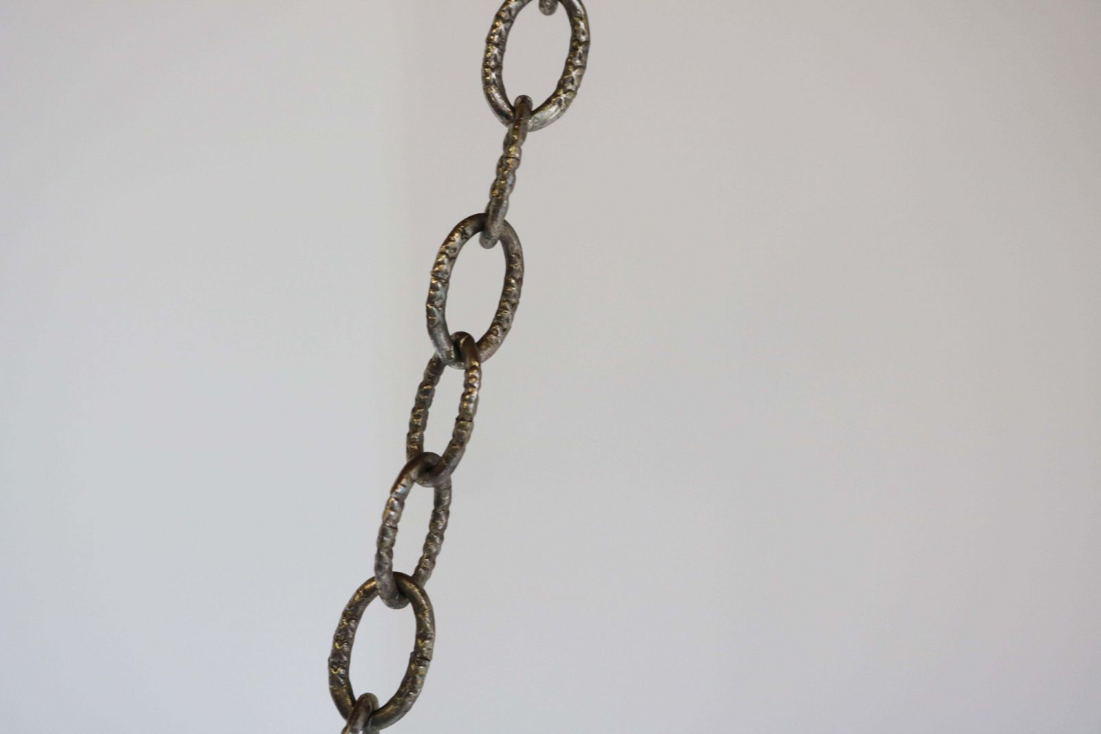 Antiek Frans art deco hanglamp / kroonluchter van David Gueron Degue, wit glas photo buy