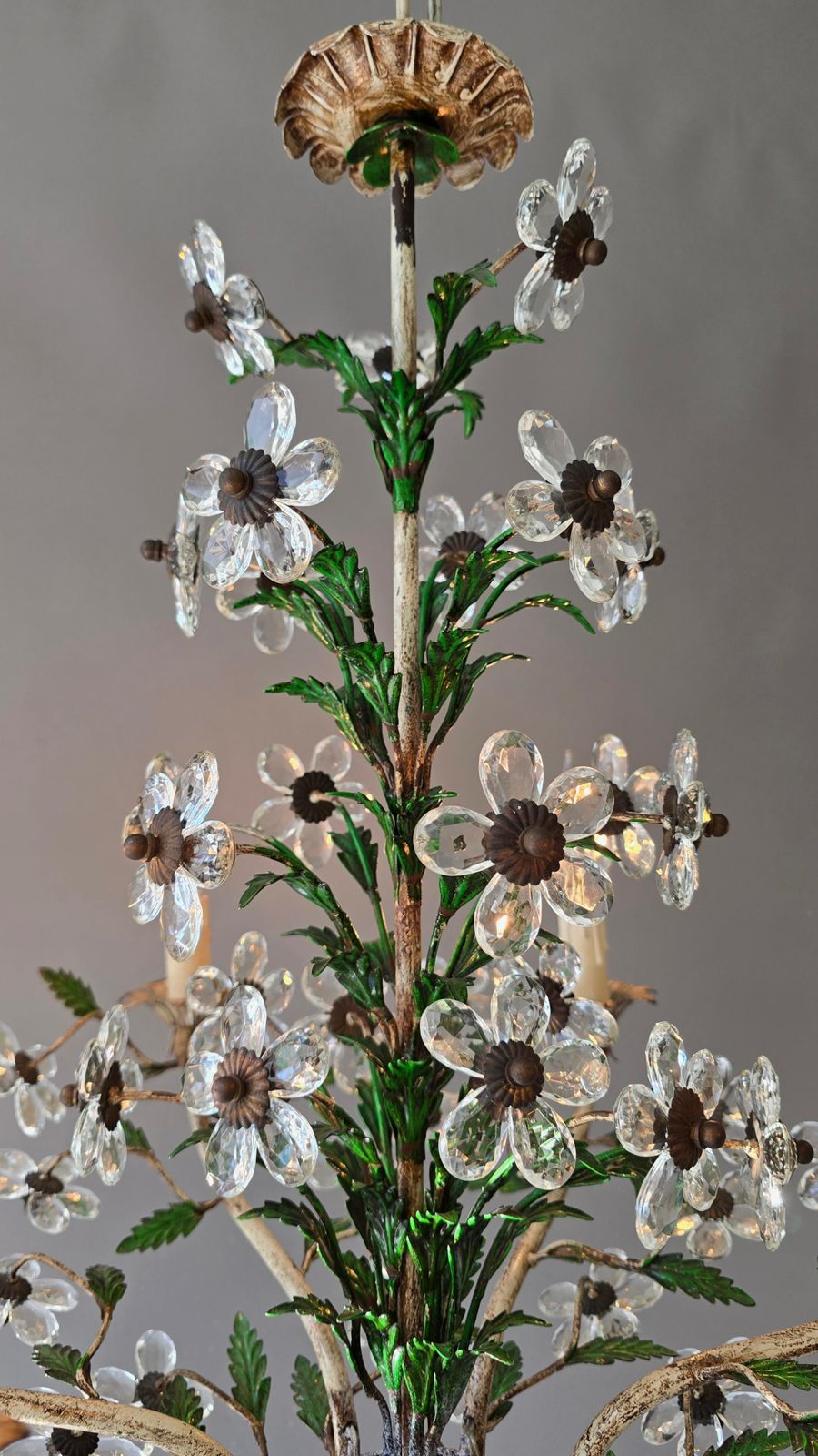 Italian Crystal Flower Chandelier With 58 Crystal Flowers, Six Lights, 1960s photo 3306.0